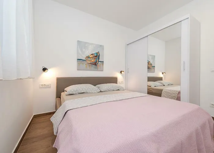 Angela Luxury Ii شقة زادار