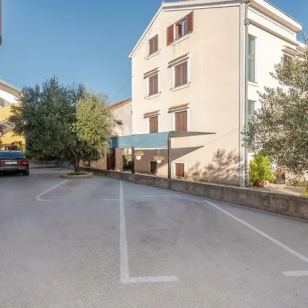 Angela Luxury Ii Apartment *