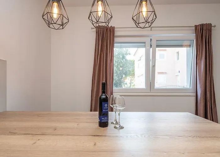 Angela Luxury Ii דירה *